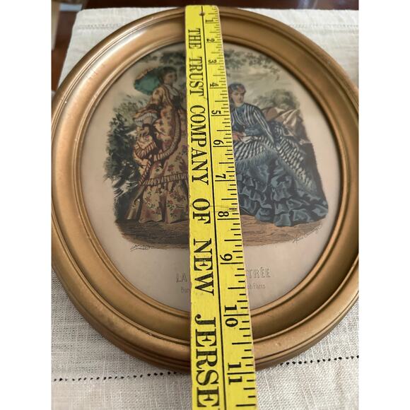 2 vintage Framed Victorian French Fashion Prints La Mode Illustree oval set - Picture 12 of 12